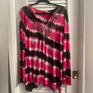 La Moda Hindu Tye died Neckline Embellished L/XL Blouse/Tunic